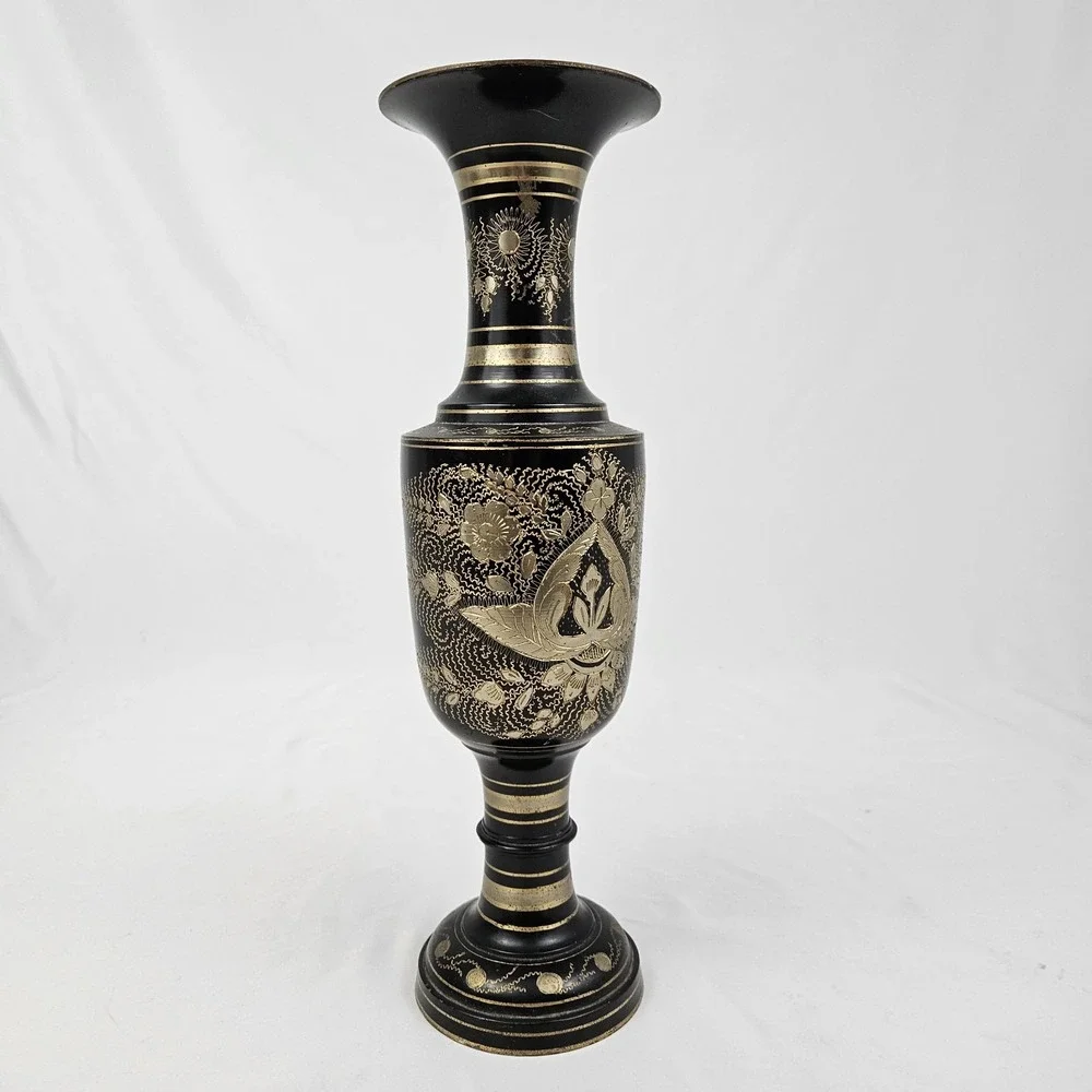 N/A vintage etched